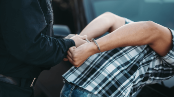 У Львові чоловік сяде в тюрму на 5 років за крадіжку стартових пакетів