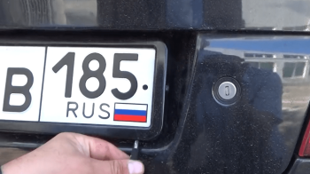 У тимчасово окупованих районах Запорізької області почали видавати російські автомобільні номери