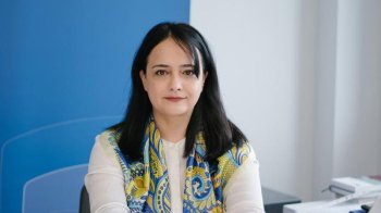 Чому ми досі платимо за безплатну медицину? Інтерв’ю з головою НСЗУ Наталією Гусак