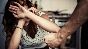 Жителя Стрийщини за домашнє насильство засудили до двох років тюрми