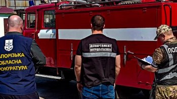 Запорізькі поліцейські затримали пожежника-наркоторговця.