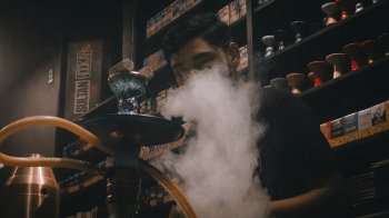 Львівський ресторан оштрафують за приготування та куріння кальянів