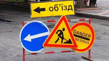 На Львівщині продовжили обмеження руху автобусів та вантажівок міжнародною трасою