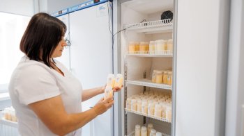 Банку грудного молока у Львові