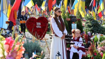 У Львові у День незалежності вшанували полеглих захисників України