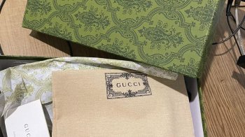 Замаскував бренди під «секонд»: на Львівській митниці викрили чоловіка 