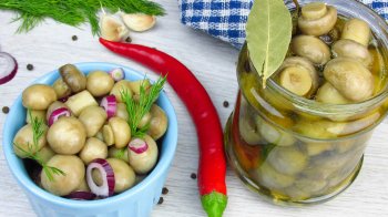 Як консервувати гриби на зиму: рецепт маринованих печериць