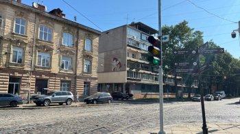 У Львові на перехресті вул. Сахарова – Коперника запрацював світлофор