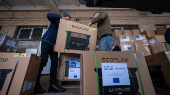 Поляки передали Львівщині медобладнання, зарядні станції та побутову техніку