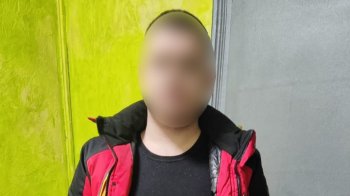 Поранили сокирою та ножем: у селі на Львівщині двоє зловмисників напали на подружжя