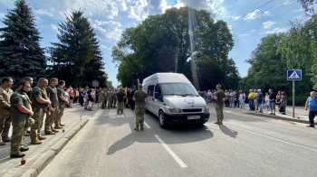 Без батька залишились 5-місячі двійнята: На Львівщині провели в останню путь загиблого сапера