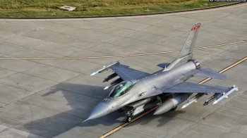 F-16