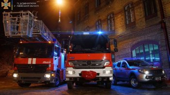 Рятувальники Бібрки спецзасобами відкрили будинок та врятували чоловіка з кардіосклерозом