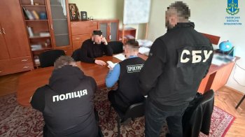 Директора Трускавецької лікарні та його підлеглих відсторонили та заарештували їхнє майно