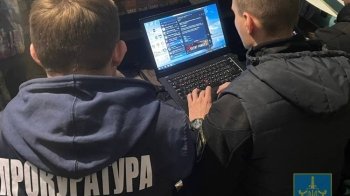 Обдурювали ВПО та викрадали їх гроші: львівські правоохоронці викрили групу шахраїв