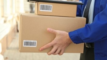 Тарифи на посилки до Польщі стануть дешевшими