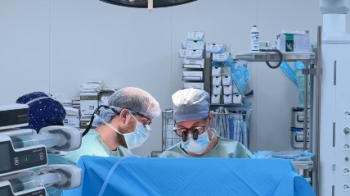 Cкриншот із відео Superhumans