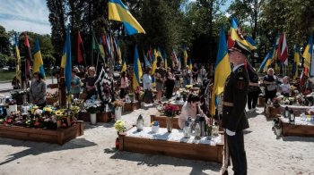 У Львові до Дня незалежності вшанують загиблих захисників: програма