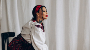 Порноакторка та ексучасниця шоу «Холостяк» показала відео зі Львова, де на неї напав чоловік