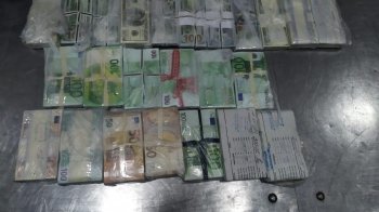 У пункті пропуску "Рава-Руська" жінка намагалася перетнути кордон у жилеті з валютою