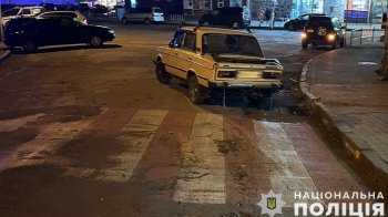 У Самборі п’яний водій збив 58-річного пішохода на тротуарі