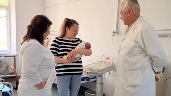 У Львові врятували матір та виходили немовля вагою 1800 грамів