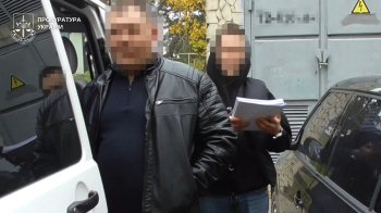 На Львівщині викрили держреєстратора та ексдиректора агрофірми на привласненні 16 ділянок