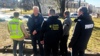 Львів’янина затримали за спробу переправити ухилянта до Угорщини за 17 000 доларів