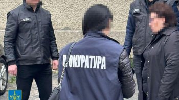 Інспекторку податкової служби Львівщини затримали на хабарі