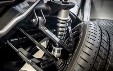 5 ранніх симптомів несправних амортизаторів, які водії часто ігнорують