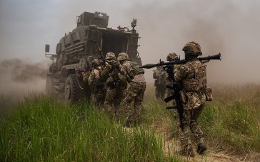 1 жовтня – День Захисників і Захисниць України: привітання у прозі