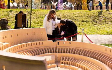 «Світ у мініатюрі» у Львові заговорив голосами персонажів Netflix та Disney