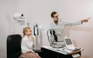 День офтальмолога 2025: дата святкування та найкращі привітання