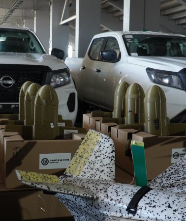 У Львові передали техніку та дрони військовим у межах фінального етапу проєкту «Машини які»