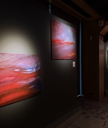 Виставка, що показує внутрішню силу українців: у ZAG відкрили “Буревій”