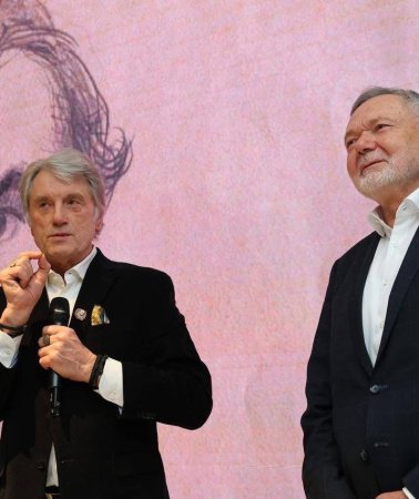 Віктор Ющенко відвідав відкриття виставки Тараса Шевченка у Львові