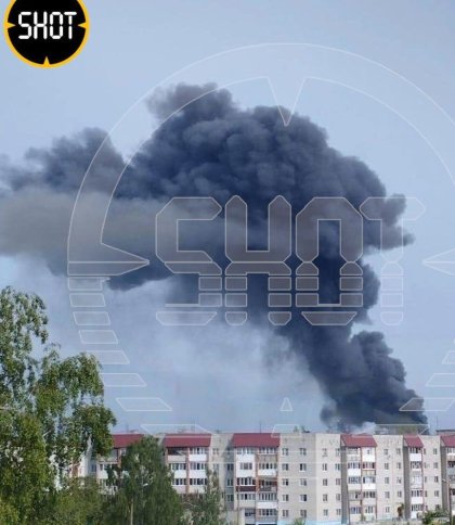 У Брянській області знову «бавовна» — горить завод