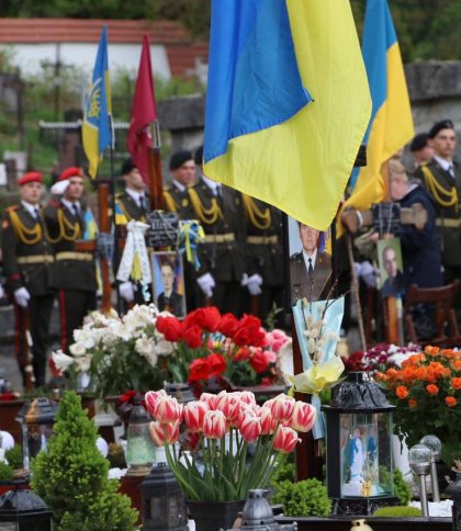 У Львові вшанували пам'ять загиблих воїнів (фото)