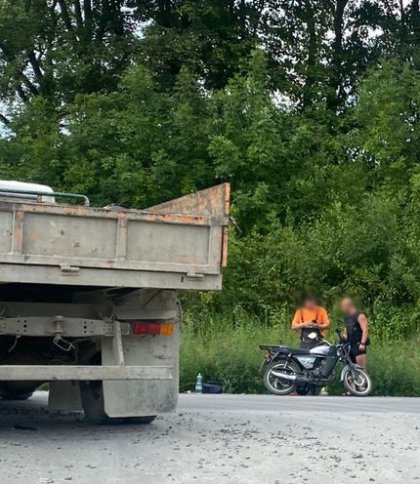 На Львівщині водій ГАЗ зіткнувся із 74-річним мотоциклістом
