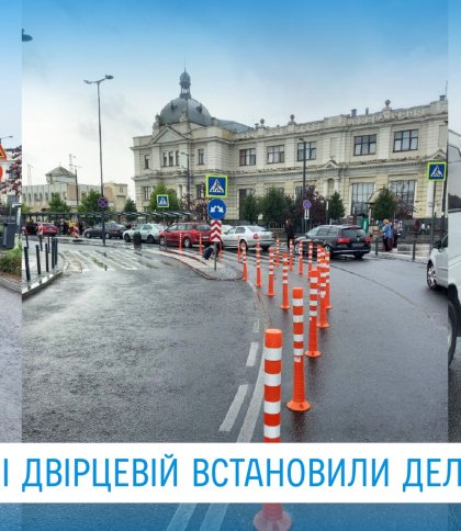 На площі перед Головним вокзалом Львова встановили нові обмежувачі для авто