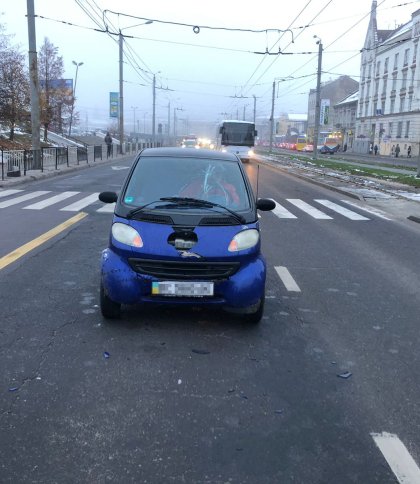 У Львові на Привокзальній Smart збив неповнолітнього пішохода