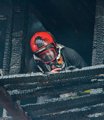 Біля Львова трапилась пожежа: згоріли два мотоцикли і скутер