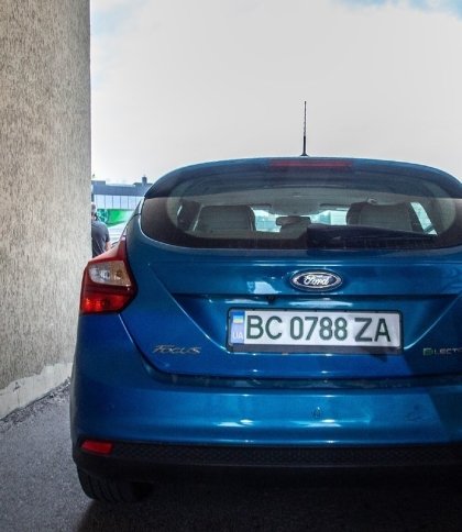 Українці можуть замінити автомобільні номери з літерами "Z" та "V": як це зробити