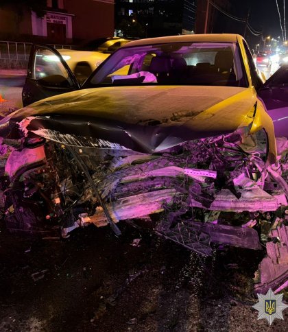 У Львові Audi з 18-річним водієм за кермом зіштовхнувся з Opel Corsa