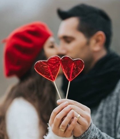 Що подарувати дівчині на День закоханих: найкращі ідеї