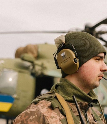 Президент нагородив відзнакою бригаду армійської авіації з Львівщини