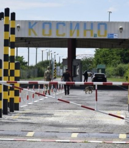 Угорщина достроково відкрила пункти пропуску на кордоні з Україною