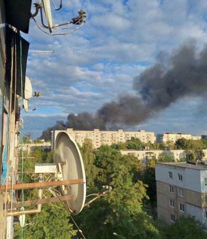 У Львові виникла масштабна пожежа: чорний стовп диму видно у різних районах міста