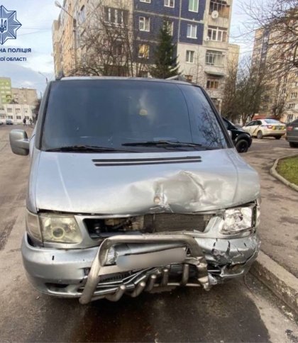 У Львові затримали горе-водія, який протаранив два автомобілі та втік з місця ДТП