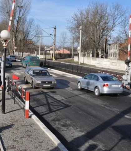 Залізничний переїзд у Львові  на два дні перекриють для ремонту